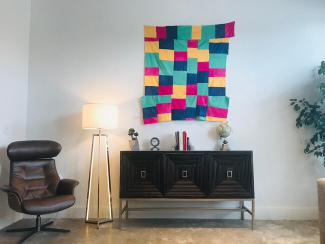 Modelo de plano de planta - South Side Living and Maker Spaces