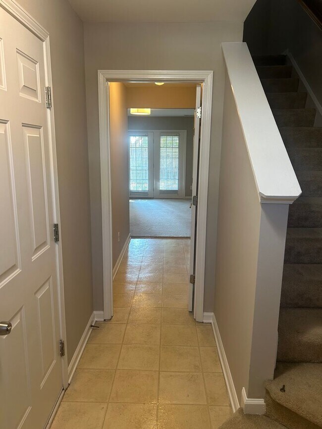 Foto del edificio - Mauldin, 3bd/2full 2/1/5ba, 1800+sf