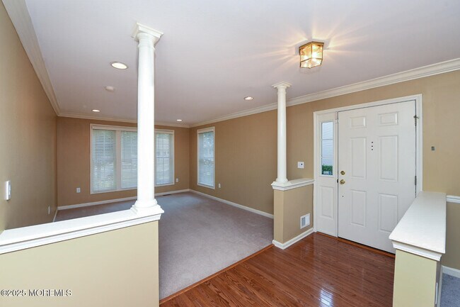 Foto del edificio - 133 Ironwood Ct
