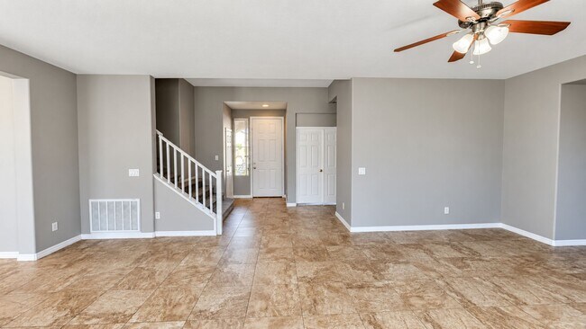 Foto del edificio - 7617 Pioneer Ranch Ave
