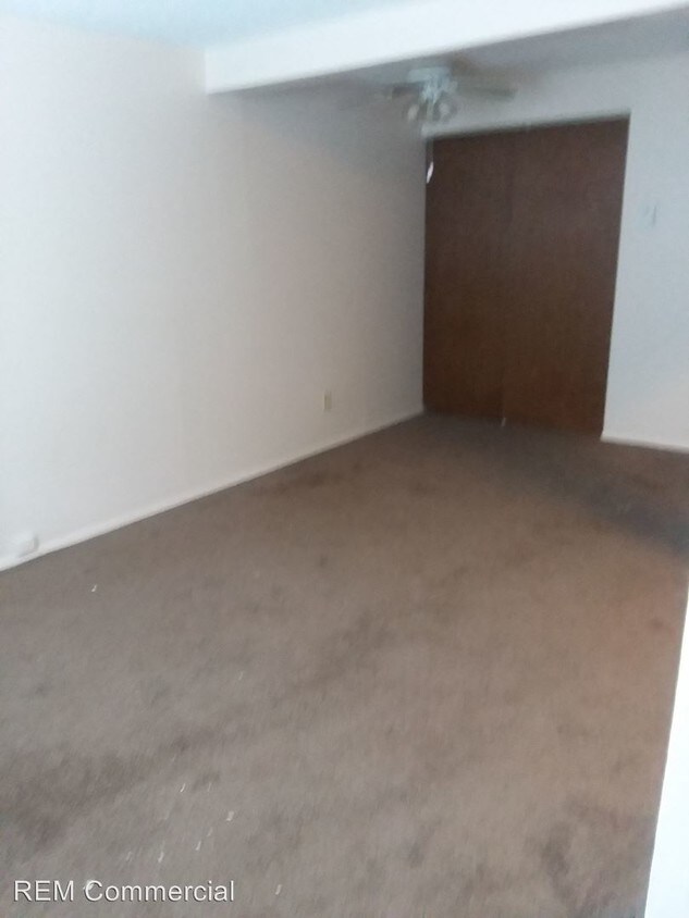 1807 Ferndale Rd NW, Canton, OH 44709 Condo for Rent in Canton, OH