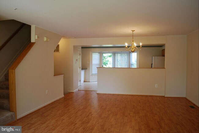 Foto del edificio - 6176 Silver Arrows Way