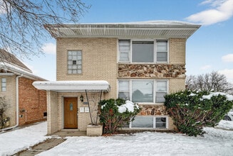 Building Photo - 5101 N Kenton Ave