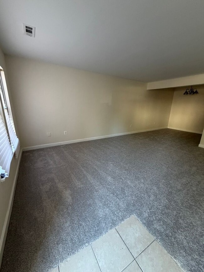 Building Photo - 4118 Peppertree Ln