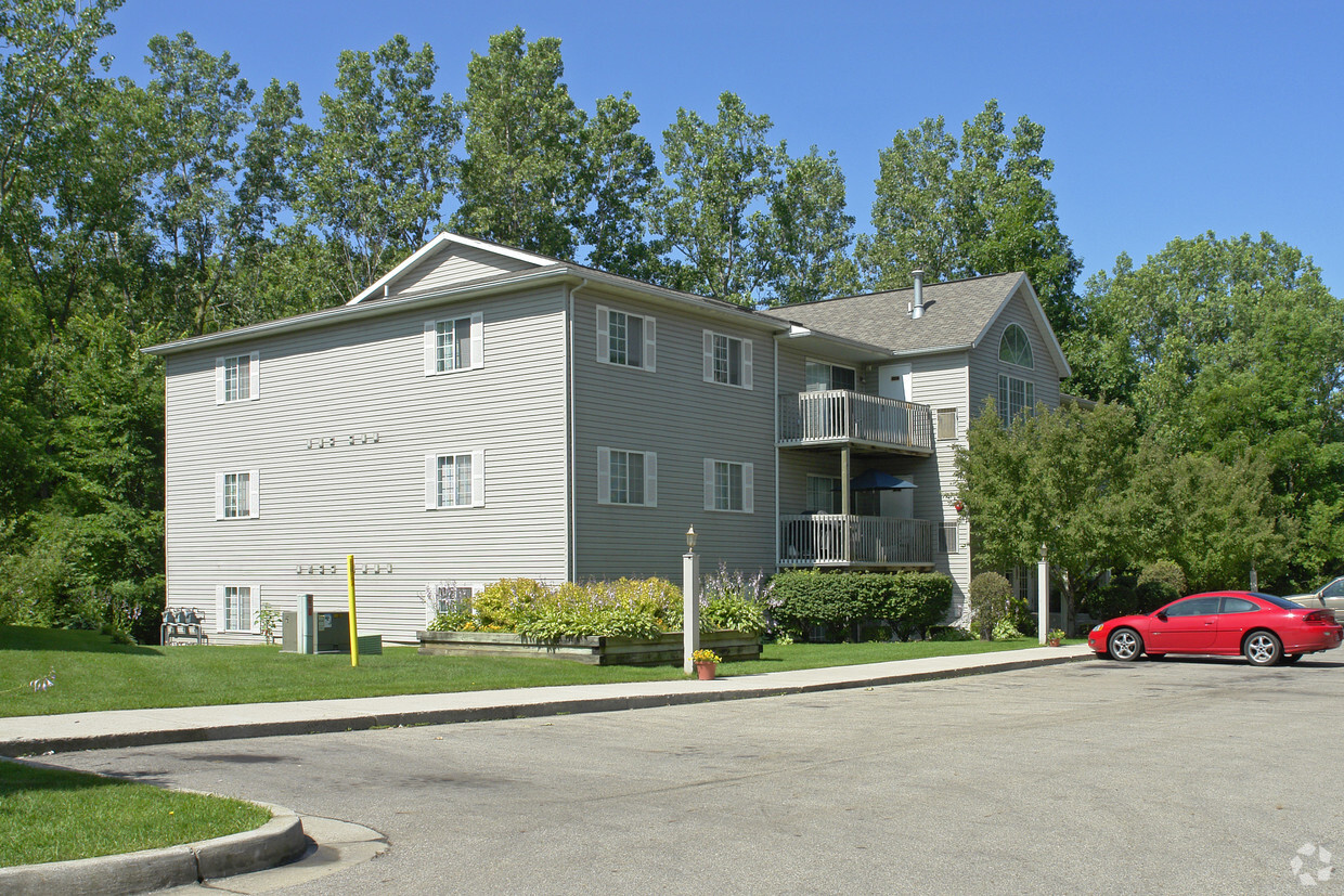 Foto principal - Stone Creek Apartments