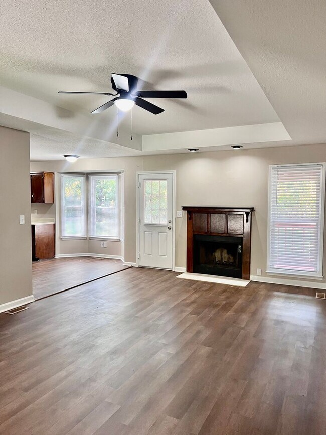 Foto del edificio - 3200 S Senseney Cir