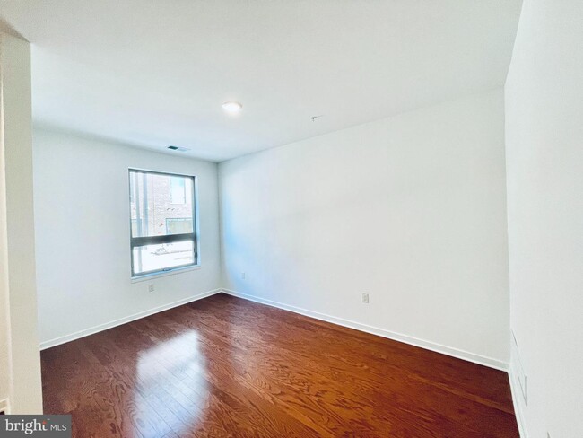 Foto del edificio - 3130 Pierview Ln