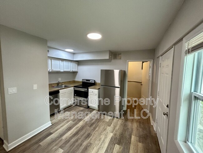 Foto del edificio - 2506 Redbud Ln
