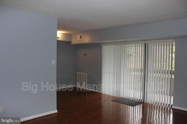 Foto del edificio - 2316 Freetown Ct