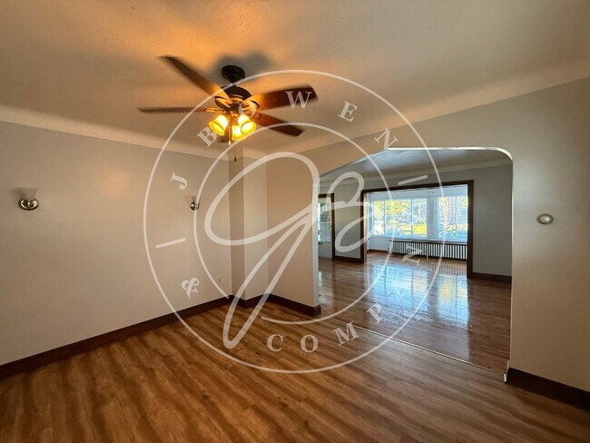 Foto del edificio - 3944 Torrance Dr