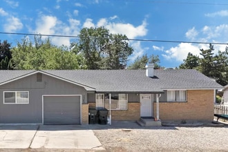 Building Photo - 1343 W Owyhee St