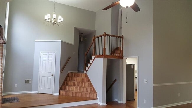 Building Photo - 3885 Waterford Dr