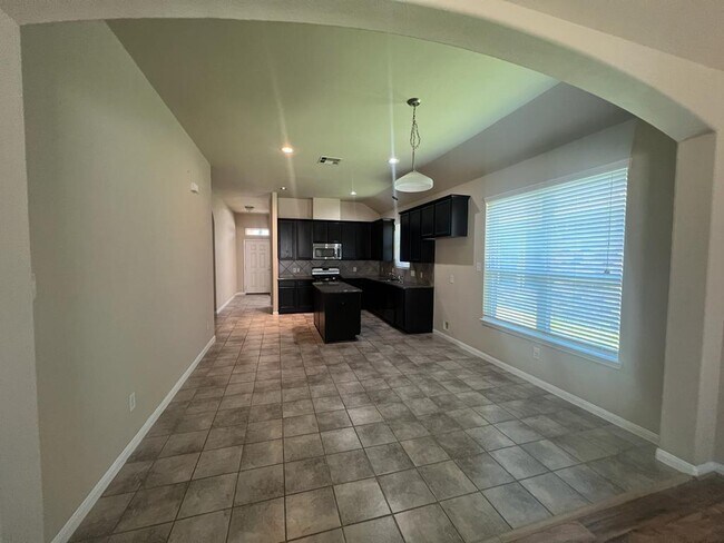 Building Photo - 24726 Colonial Maple Dr