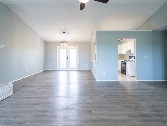 Foto del edificio - 2714 E Central Ave