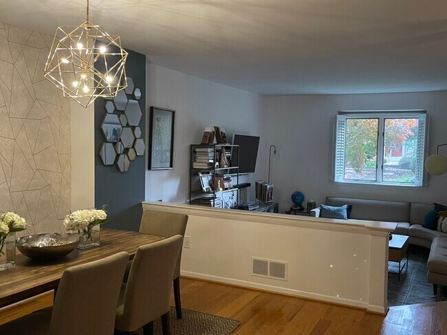 Foto del edificio - 43 Parchment Dr