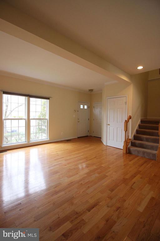 Building Photo - 9973 Shortbread Way
