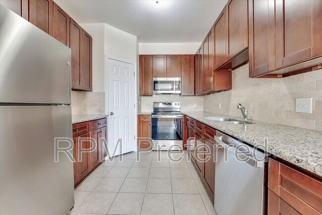 Building Photo - 10102 Neuens Rd