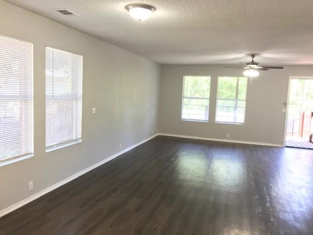 Building Photo - 7114 Amber Dr