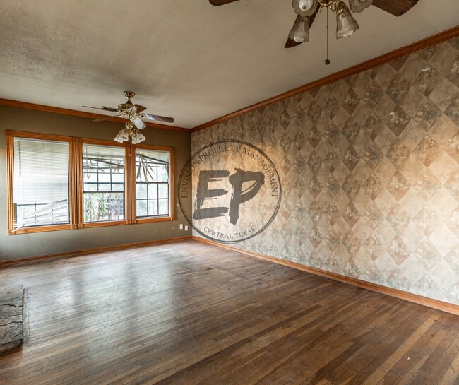 Foto del edificio - 2412 Fort Ave