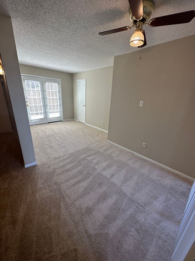 Building Photo - 1BD/1BA Condo located on the Germantown/Memphis Line!