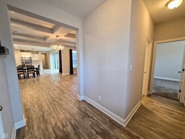 Building Photo - 14221 James Dean Dr