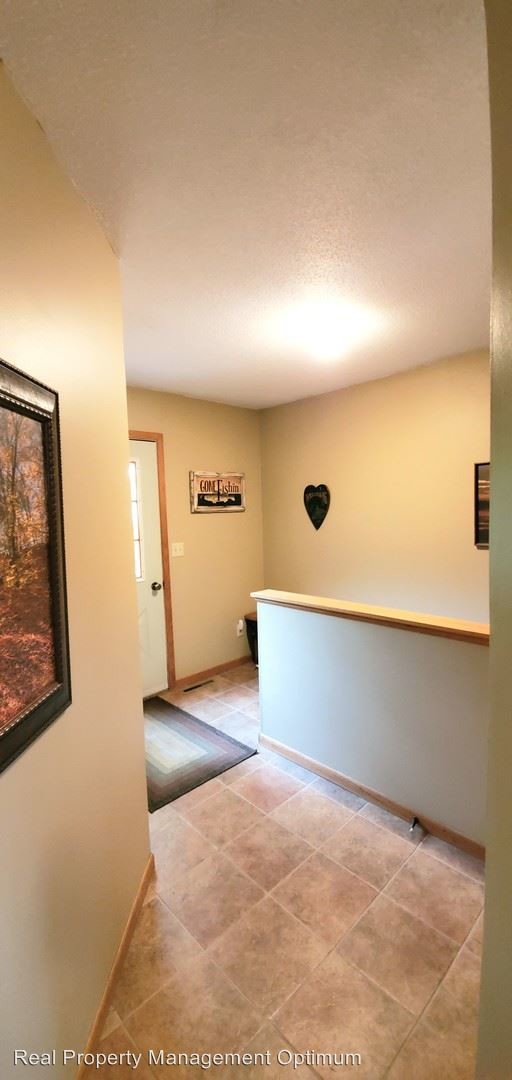 Building Photo - 3 br, 3 bath House - 9244 Cty Rd 34