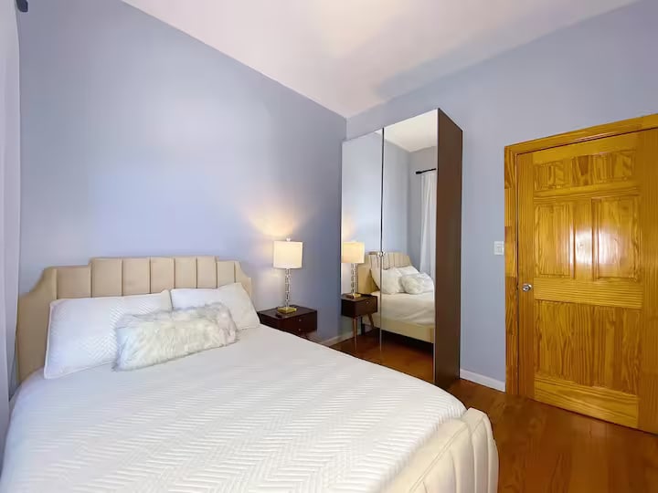 Furnished room/NOT APARTMENT - Furnished room/NOT APARTMENT