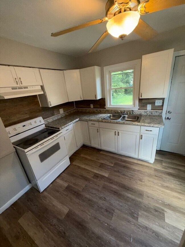 Foto del edificio - 1108 Bellemeade Ave