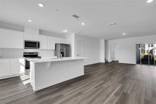 Foto del edificio - 16599 Barbours Crk Wy