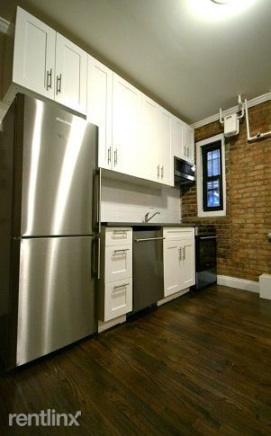 Building Photo - 641 E 9th St