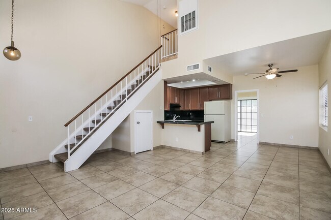 Foto del edificio - 3930 W Monterey St