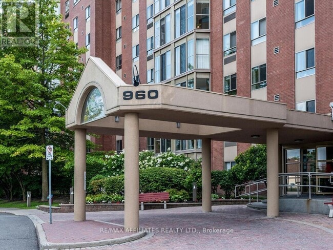 Building Photo - 960-960 Teron Rd