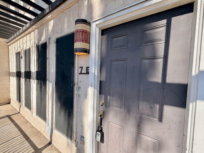 Building Photo - 101 W Del Mar Blvd