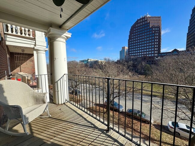 Foto del edificio - 4436 Mill Creek Pkwy