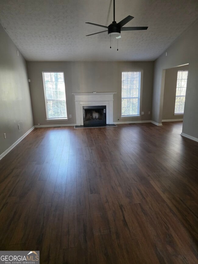 Building Photo - 1411 Diamond Key