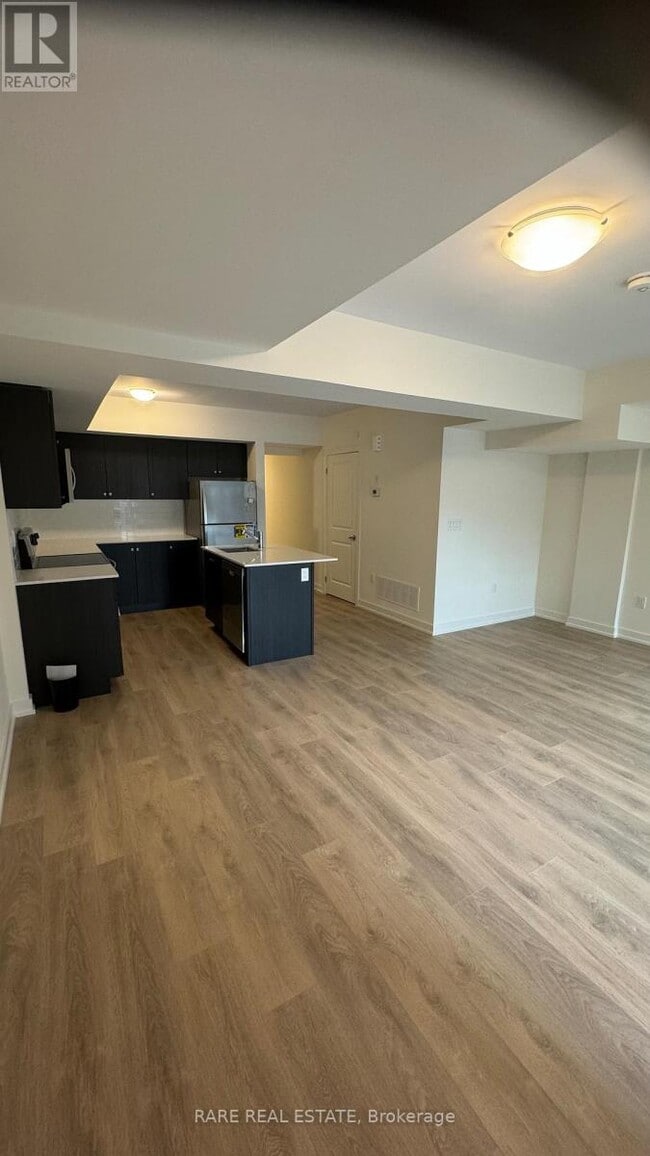 Photo du bâtiment - 56 Elizabeth St S