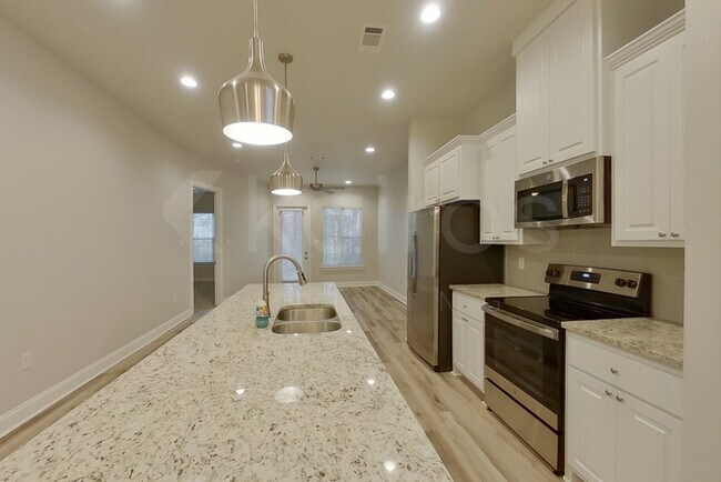 Foto del edificio - 4847 E Dacha Ln