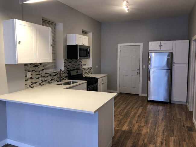 Foto del edificio - 2037 W 19th St