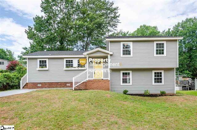 Building Photo - Beautiful Remodeled Home
