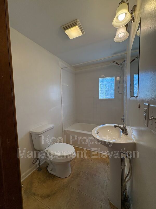 Foto del edificio - 908 Florida Ave