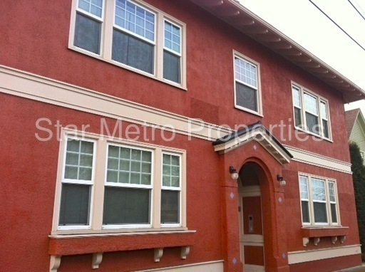 Foto principal - 2136 SE Ankeny St