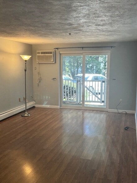 Foto del edificio - 7 Karen Cir