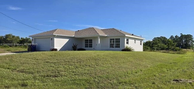 Foto del edificio - 1509 Sara Ave S