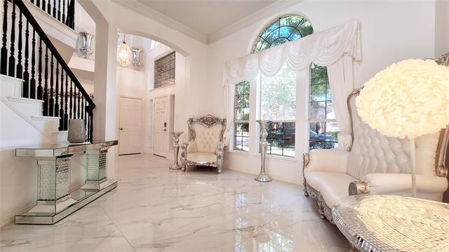 Foto del edificio - 4304 Rock Springs Dr