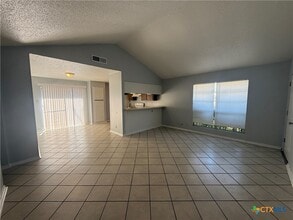 Building Photo - 102 Cockerham St