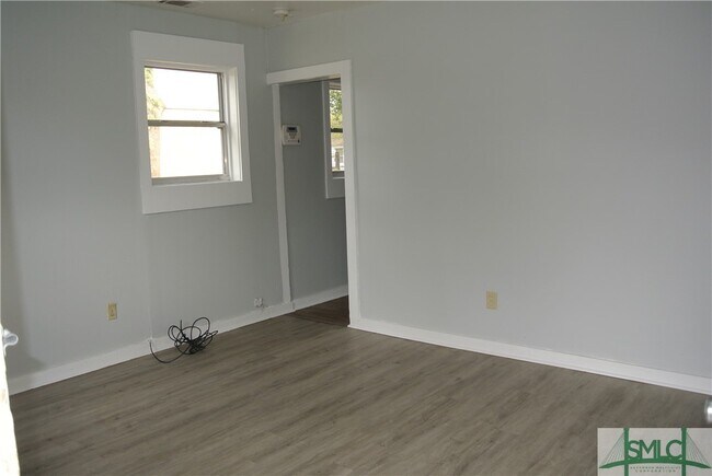 Building Photo - 910 Googe St