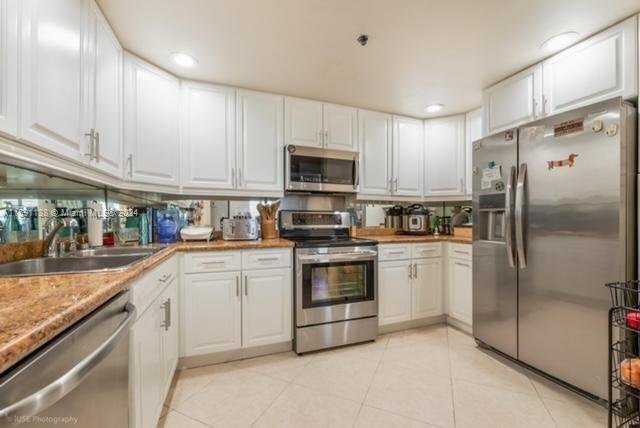 Building Photo - 1400 Salzedo Street Apt #305, Coral Gables...