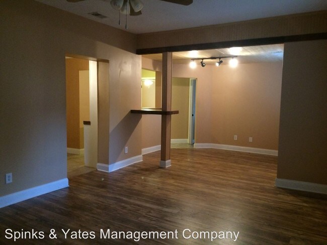 Building Photo - 307 Boulevard