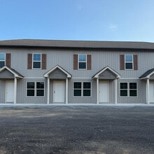 Building Photo - 33 Rawlings Ln