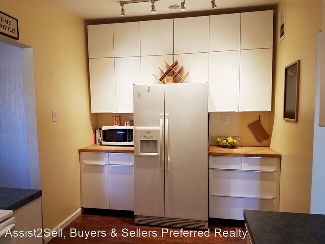 Building Photo - 3 br, 2 bath House - 407 Oregon